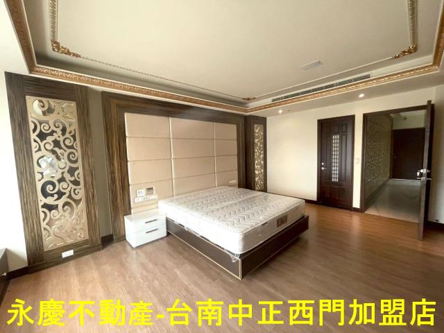 中西區透天-6