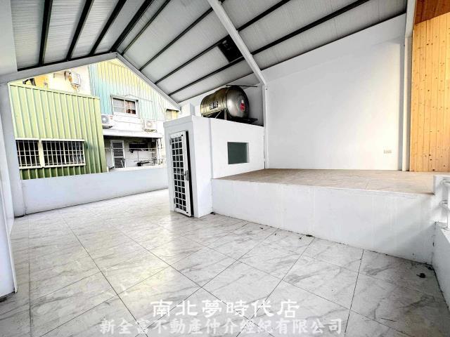 台南東區透天-11
