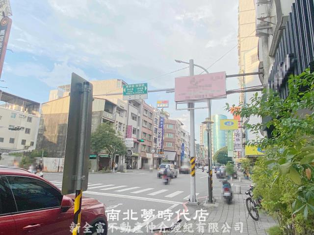 台南東區透天-8