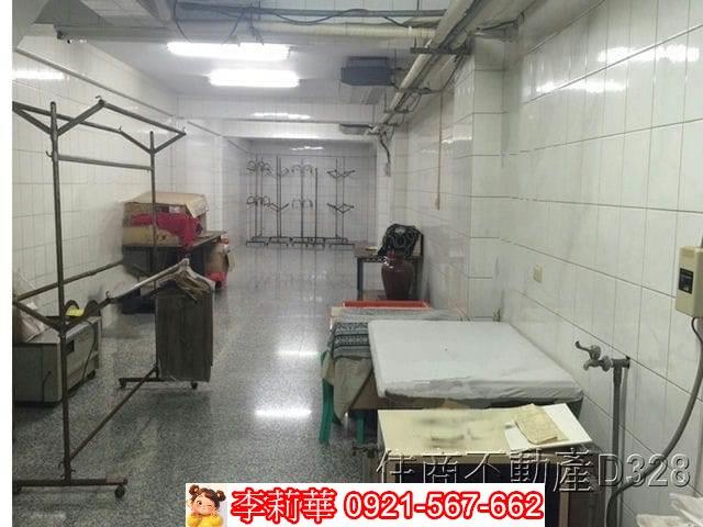 台南南區透天-13