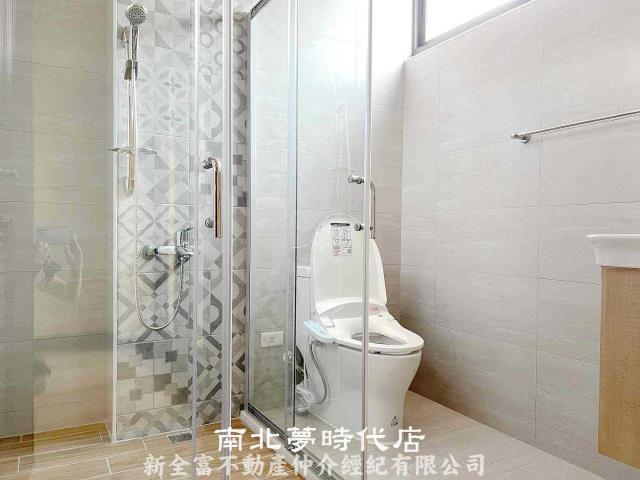 台南永康透天-12