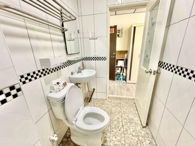 台南北區透天-11