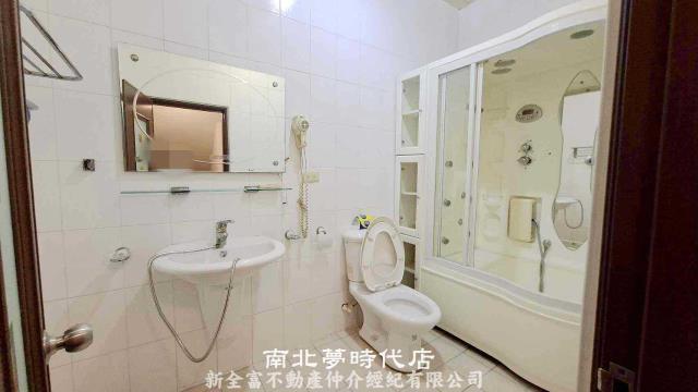 台南東區透天-10