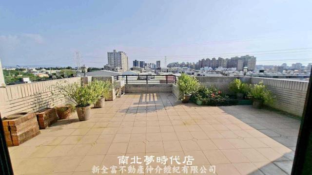 台南東區透天-13