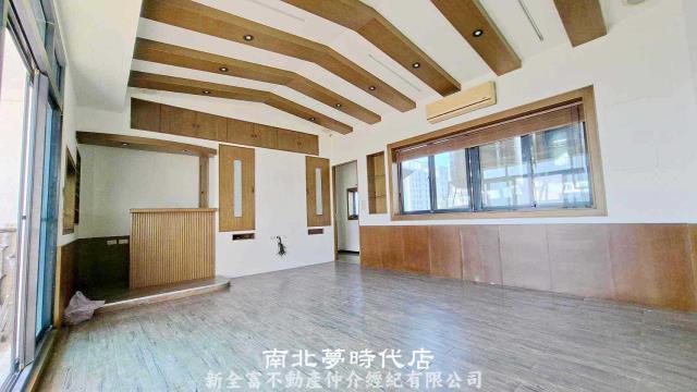 台南東區透天-8