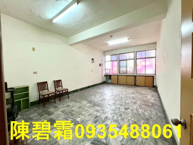 台南東區透天-1