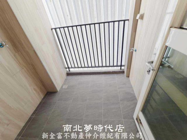 台南東區透天-11