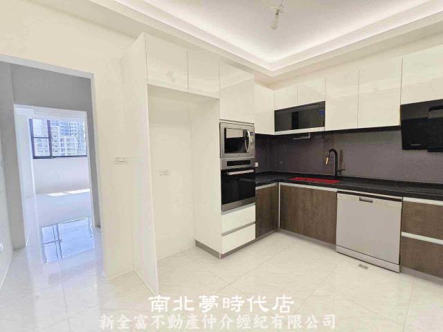 台南東區透天-8