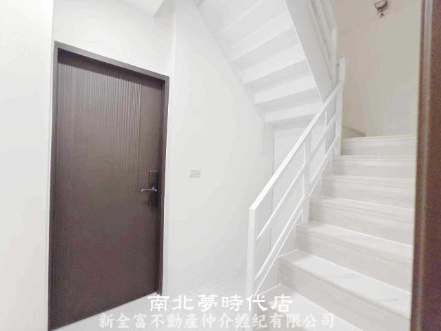 台南東區透天-9