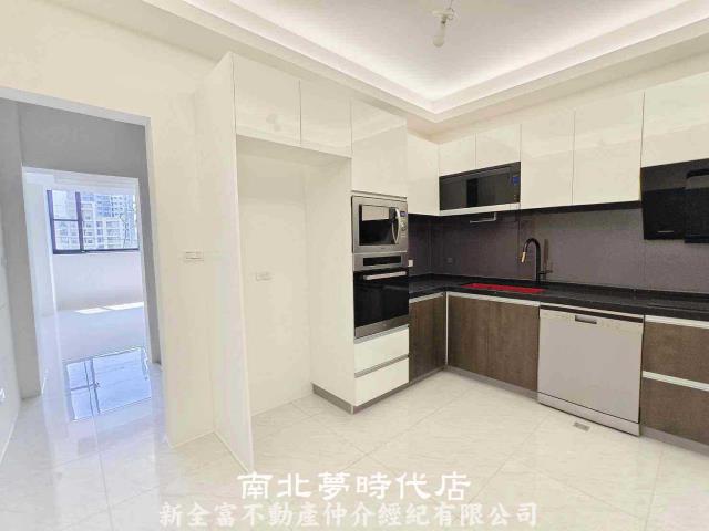 台南東區透天-8