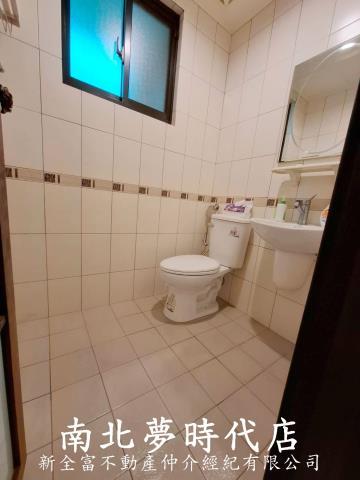 台南東區透天-10