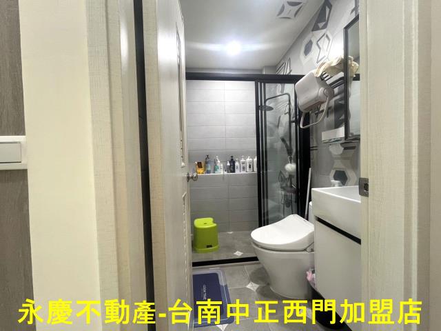 台南東區透天-6