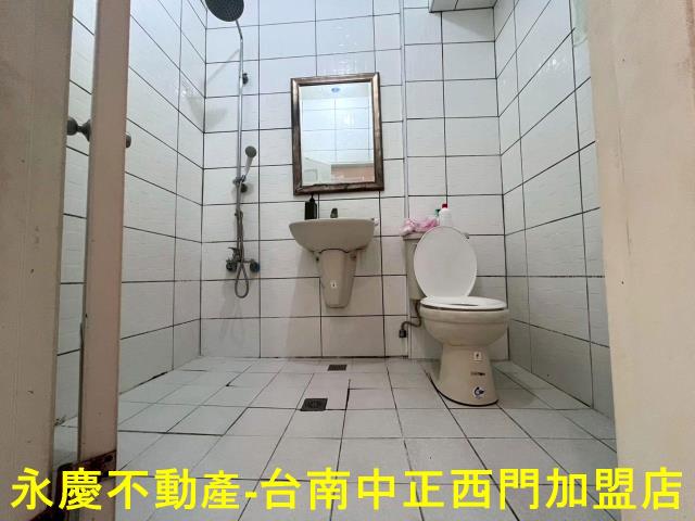 台南東區公寓-8