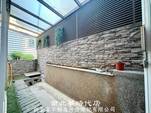 台南南區透天-12