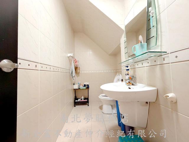 台南永康透天-11