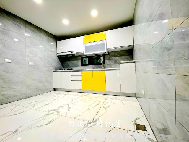 台南南區透天-10