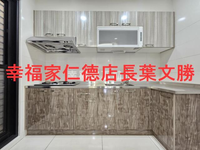 台南東區透天-12