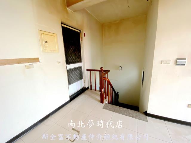 台南安定透天-11