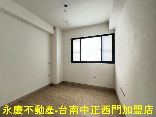 台南南區透天-10