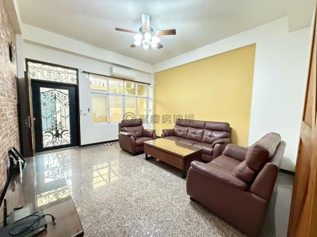 台南仁德透天-1