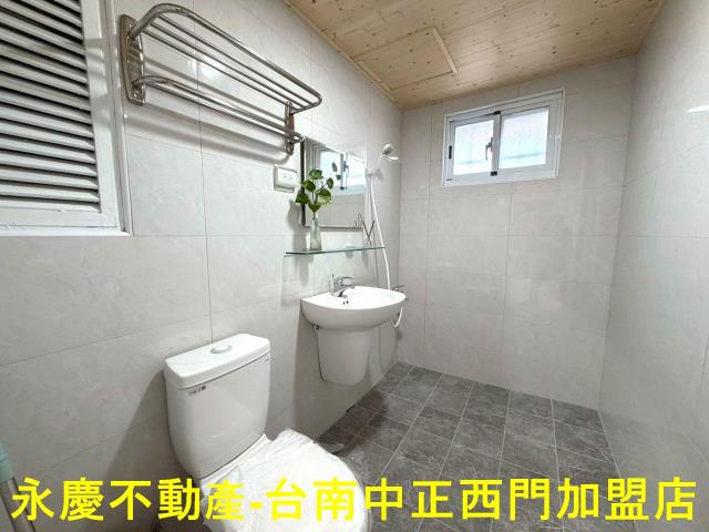 台南南區公寓-11