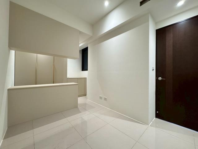 台南新市大樓-1