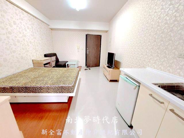 台南東區套房-1