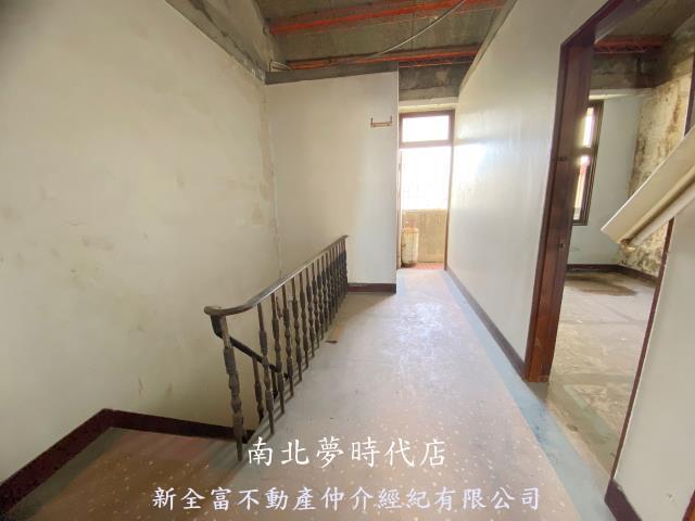 台南中西區透天-9