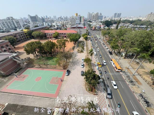 台南北區大樓-13