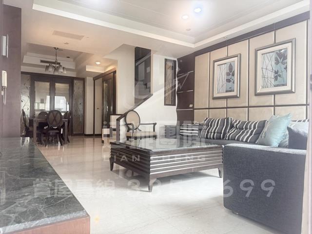 台南東區透天-1