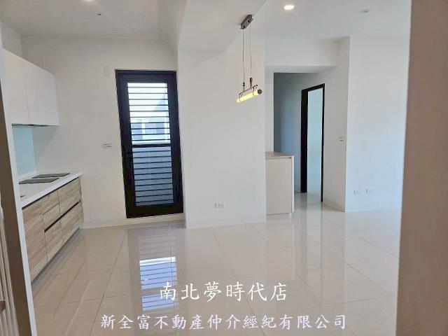 台南新市大樓-8