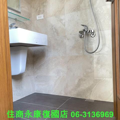 台南南區透天-11