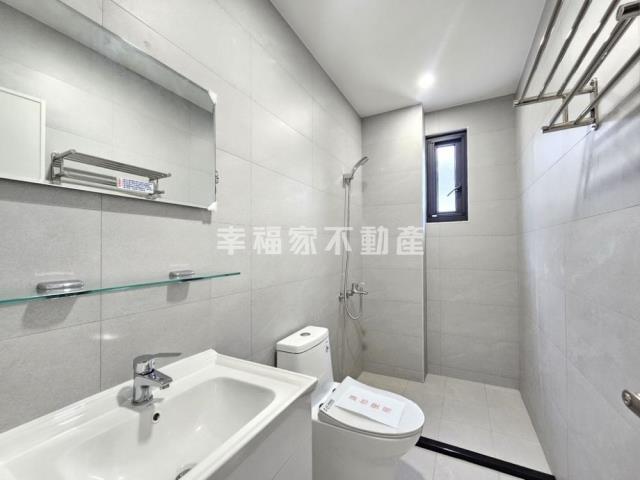 台南中西區透天-11