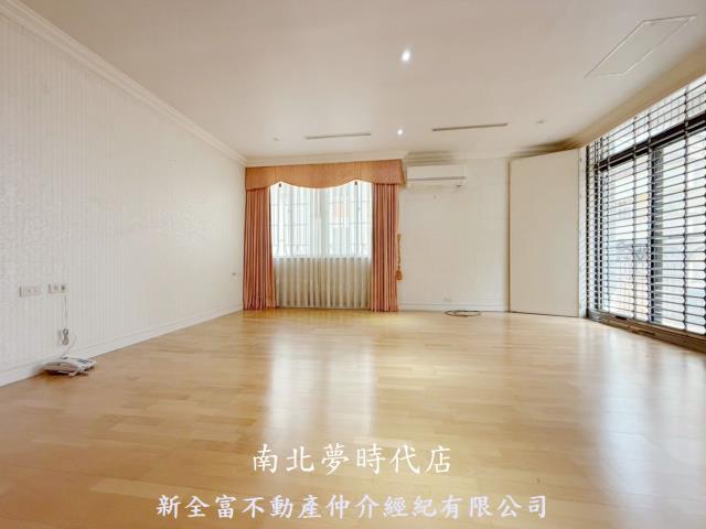 台南北區透天-12