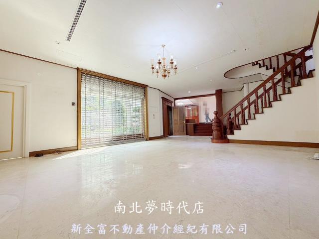 台南北區透天-1