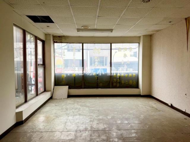 中西區店面-12