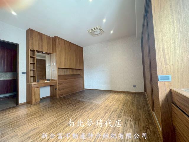 台南安平透天-8