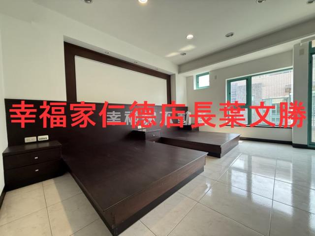 台南東區透天-12