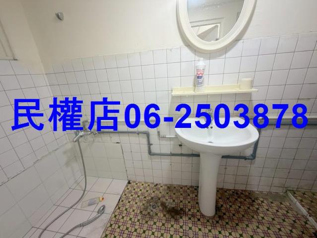 台南東區透天-12