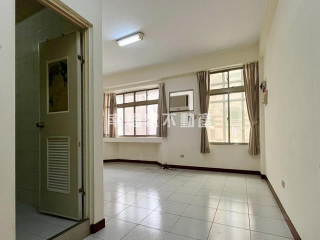 台南安平店面-10