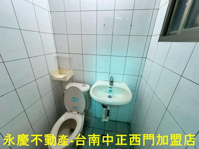 台南安南透天-9