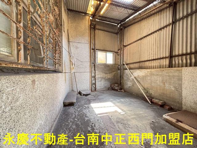 東區透天-9