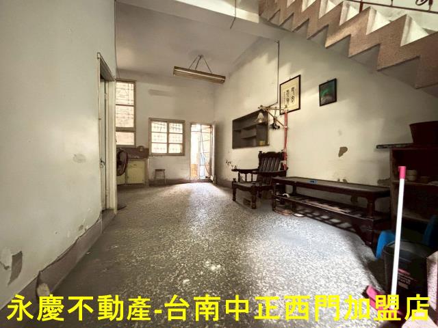 東區透天-1