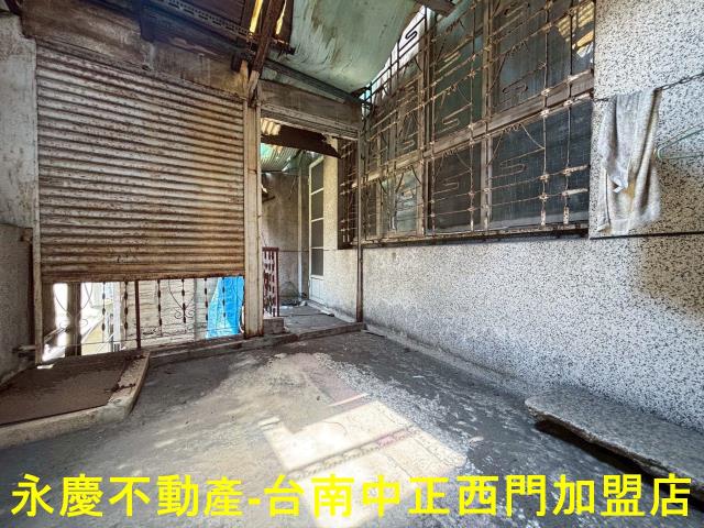 東區透天-8