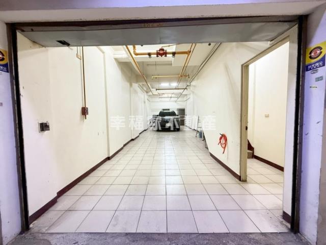 台南安平店面-13