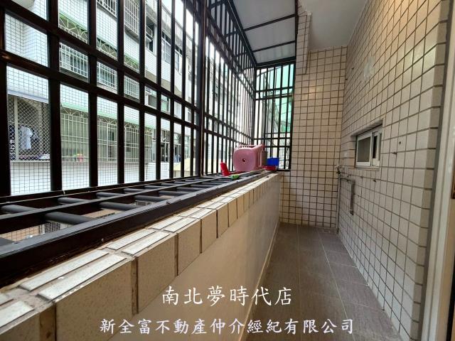 台南安平透天-13