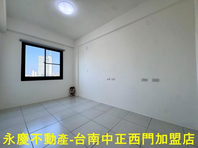 台南中西區公寓-3