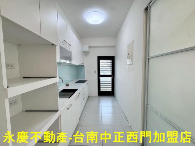 台南中西區公寓-8