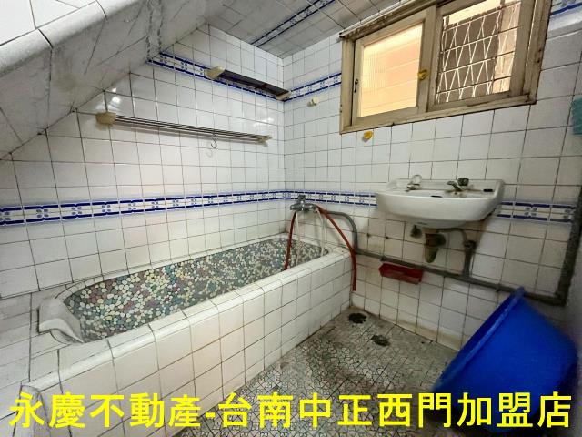 南區透天-9
