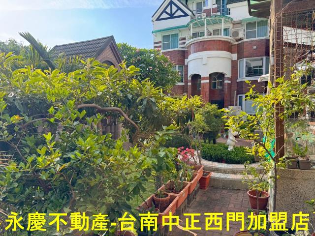 台南東區透天-13